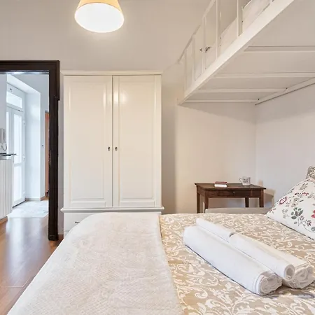 Apartment Porta Susa A Due Passi Turin